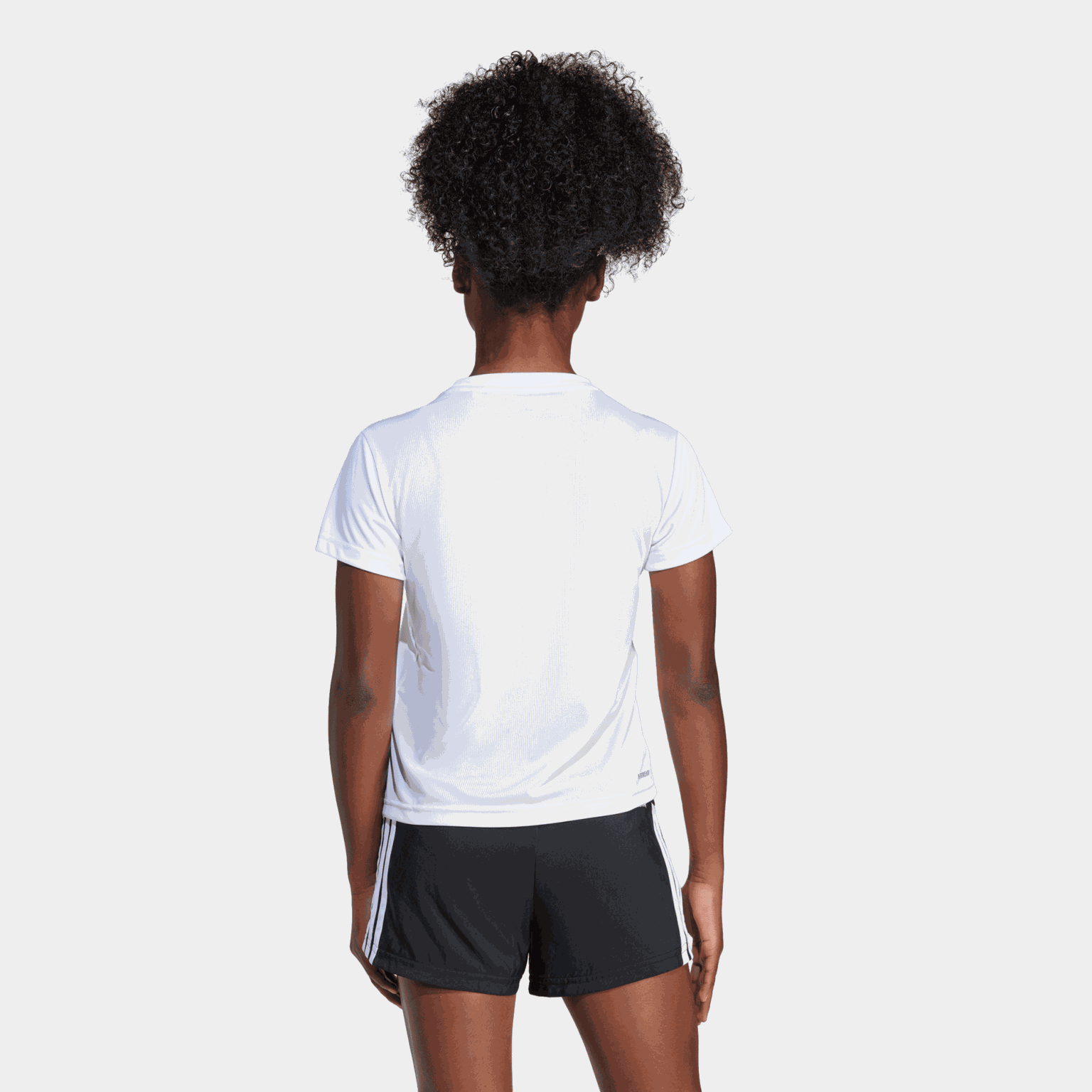 Train Essentials Regular Fit Logo Training T-Shirt, t-skjorte - full image 2