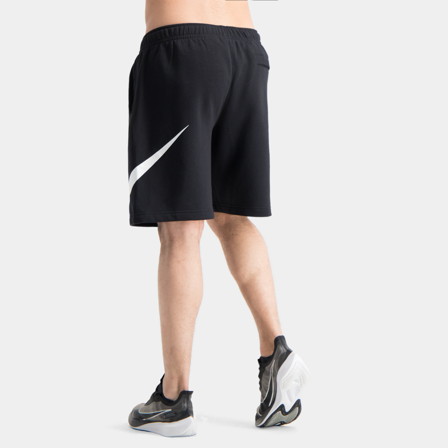 Sportswear Club Graphic, shorts, herre - full image 2