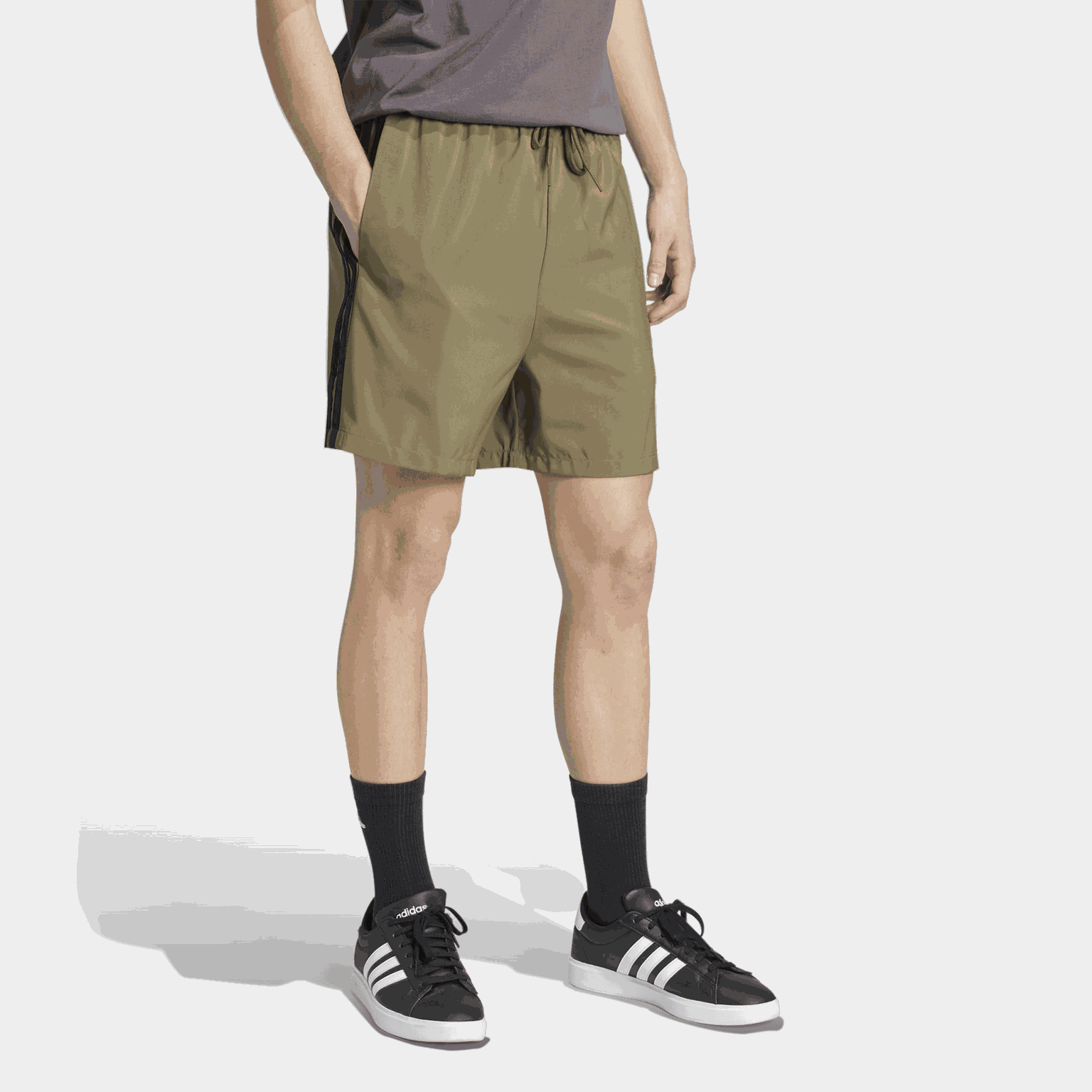 Essentials 3-Stripes Shorts, shorts, herre - full image 3