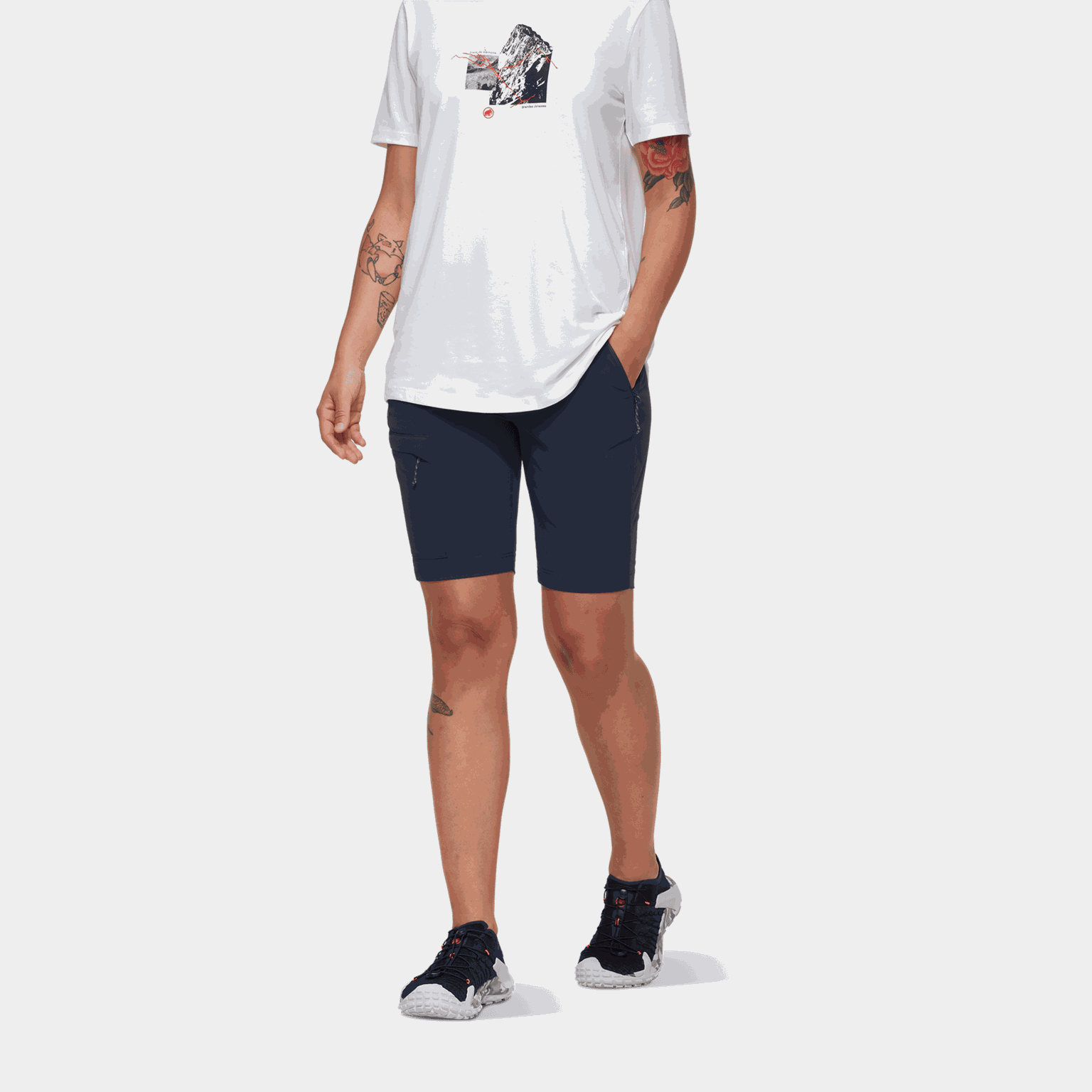 Runbold IV Shorts turshorts, dame - full image 1