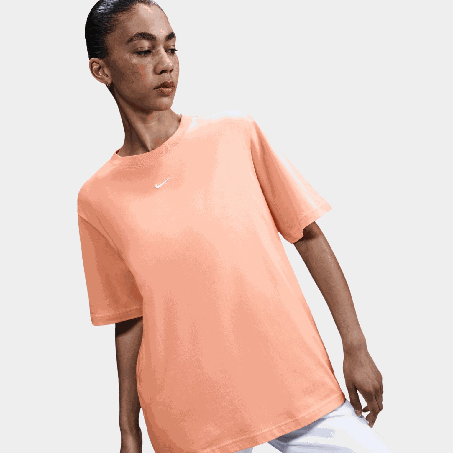 Sportswear Essentials T-Shirt, t-skjorte, dame - full image 1