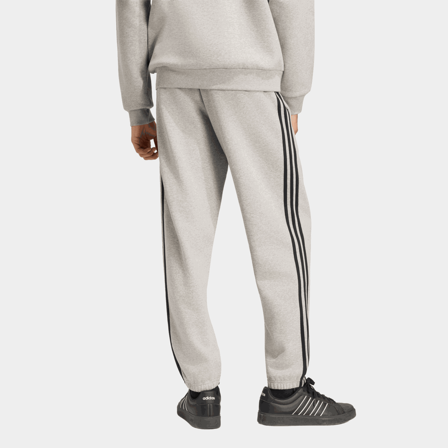 Essentials 3-Stripes Fleece Tapered Cuffed Joggers, joggebukse, herre - full image 3