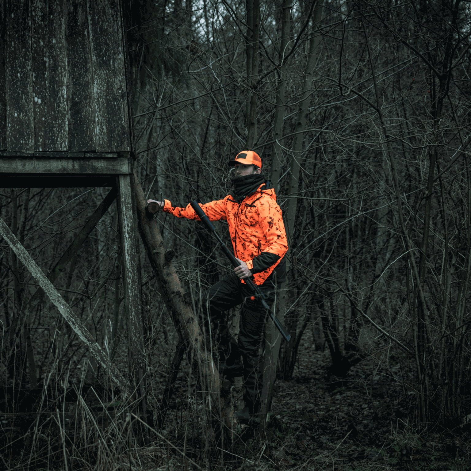 Iron Neckgaiter, hals - full image 2