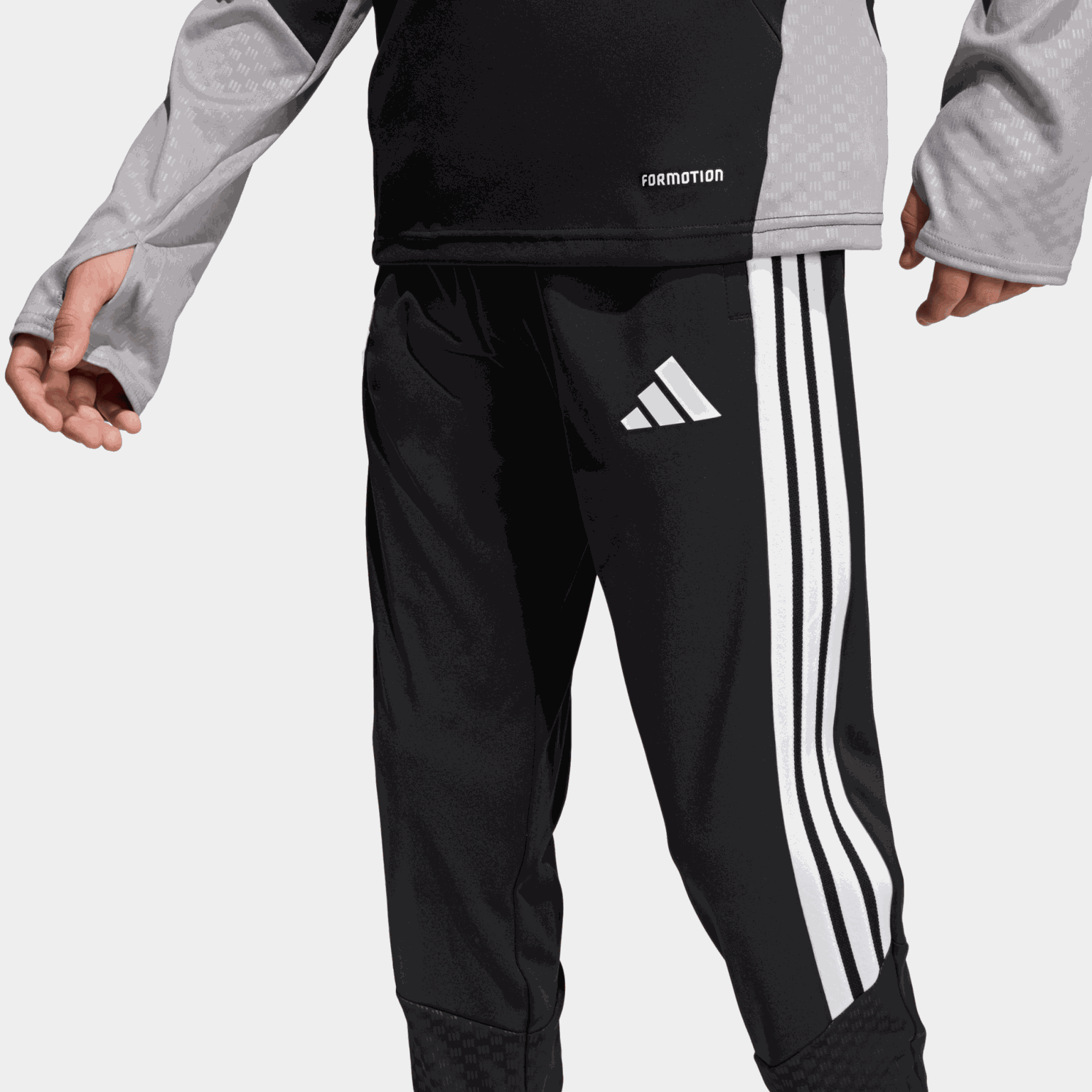Tiro 26 Competition Training Pants, treningsbukse, junior - full image 3