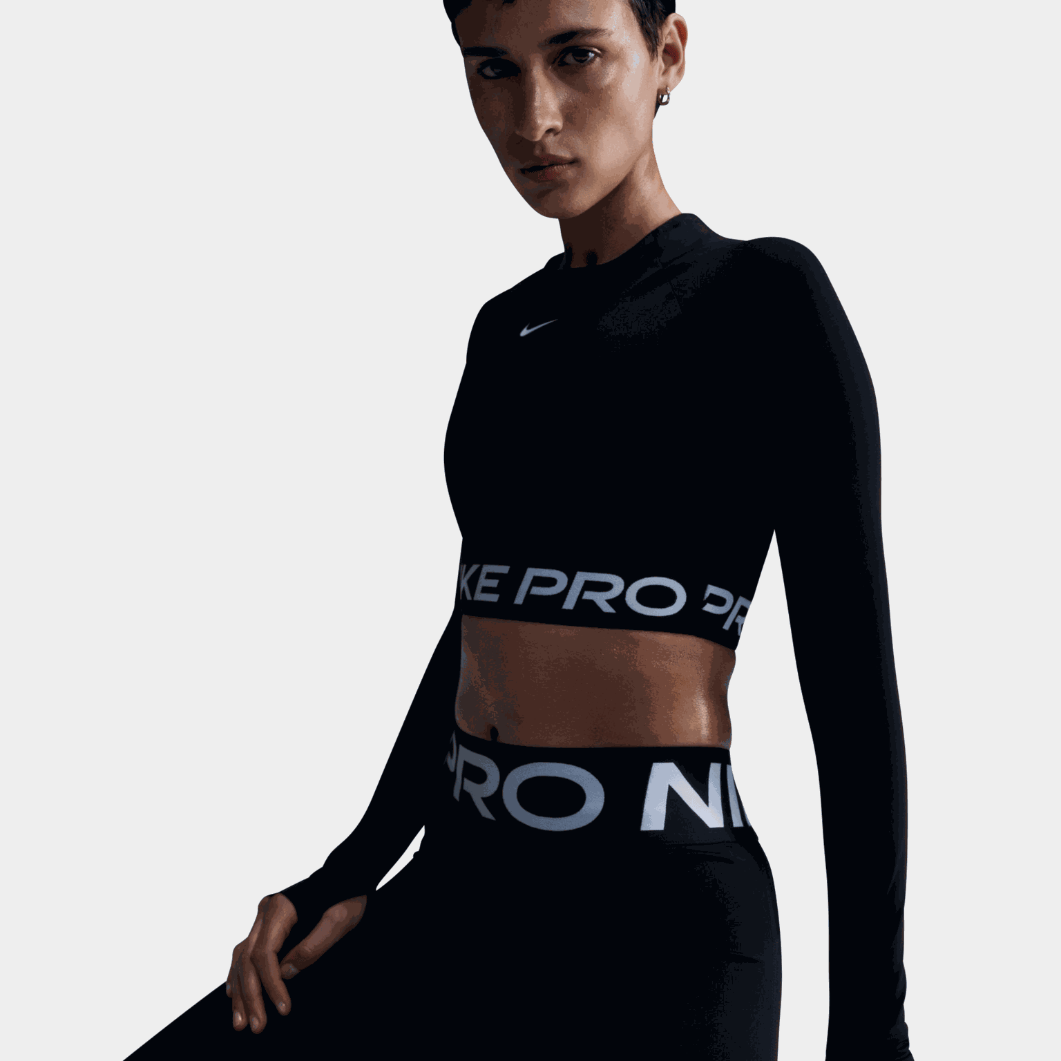 Pro Dri-FIT 365 Crop Long Sleeve, treningstopp, dame - full image 2
