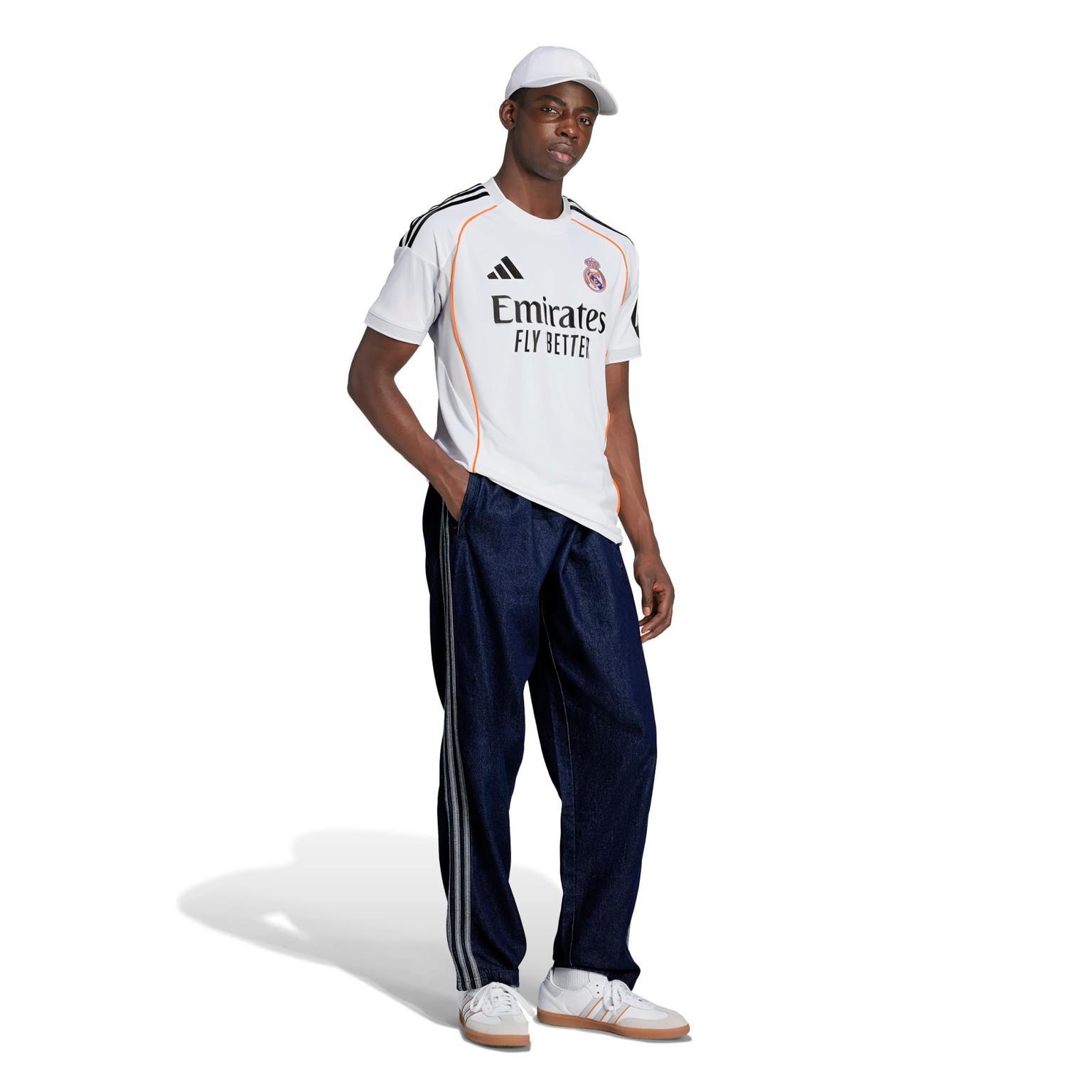 Real Madrid Home Jersey 2025/26, fotballdrakt, herre 25/26 - full image 4