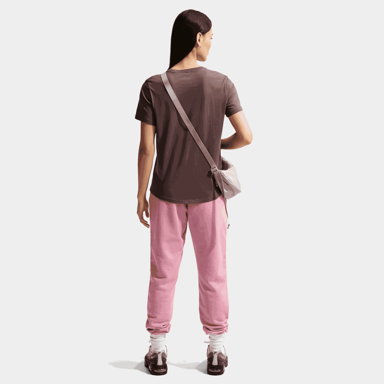 Sportswear Club Essentials T-Shirt, t-skjorte, dame - full image 2