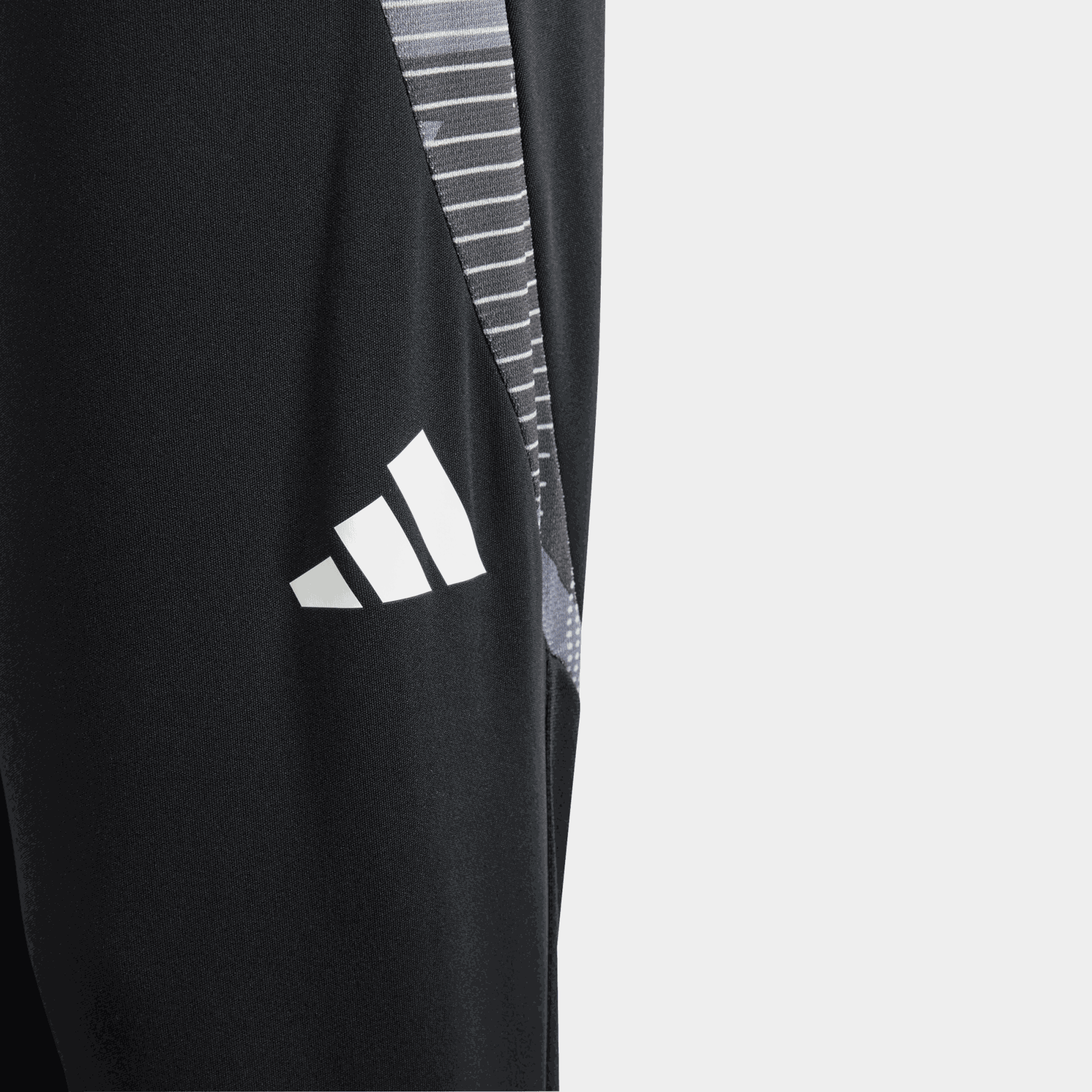 Tiro 24 Competition Training Pant, treningsbukse, junior - full image 3