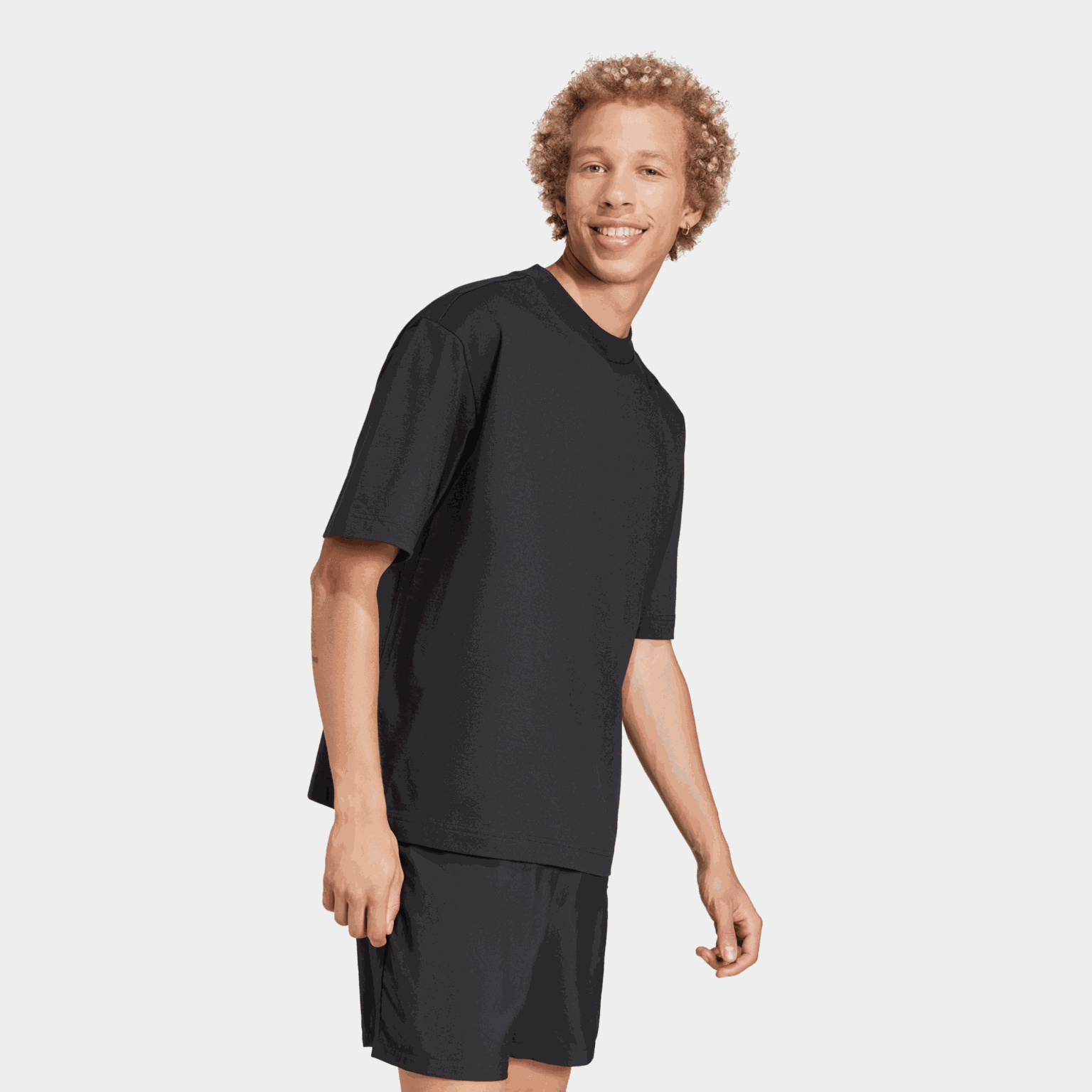 Essentials Loose Fit 3 Bar Logo T-Shirt, t-skjorte, herre - full image 3