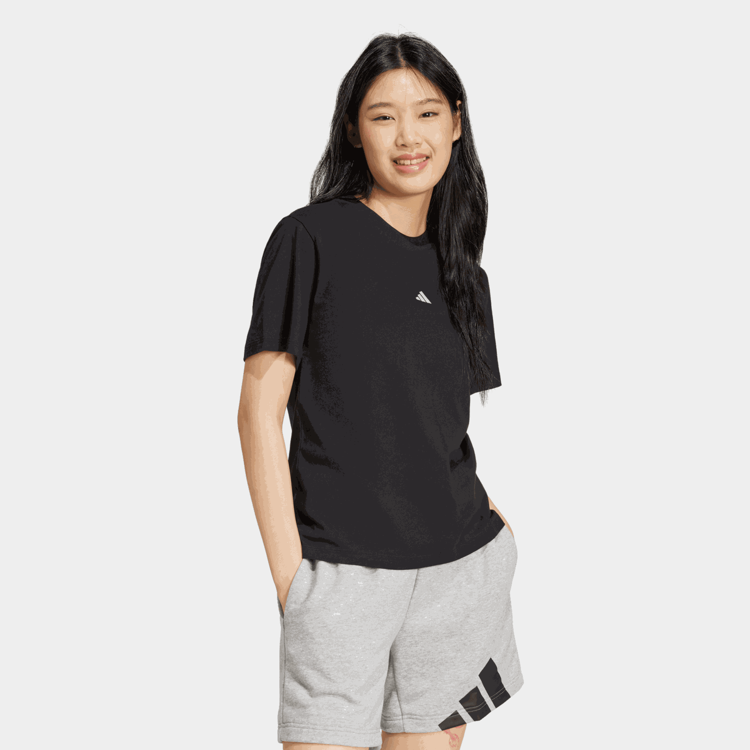Essentials Small Logo Cotton T-Shirt, t-skjorte, dame - full image 2