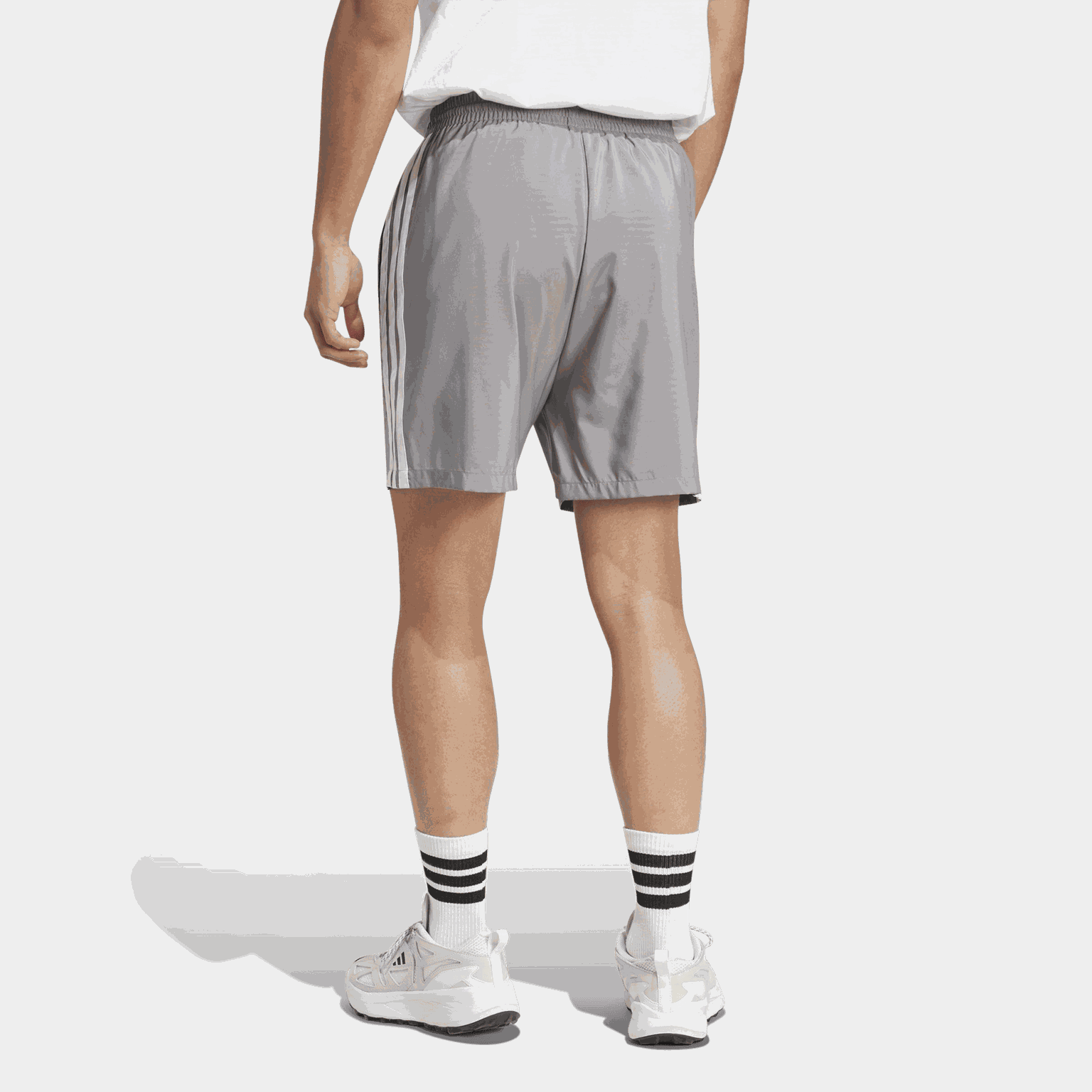 Essentials 3-Stripes Shorts, shorts, herre - full image 2