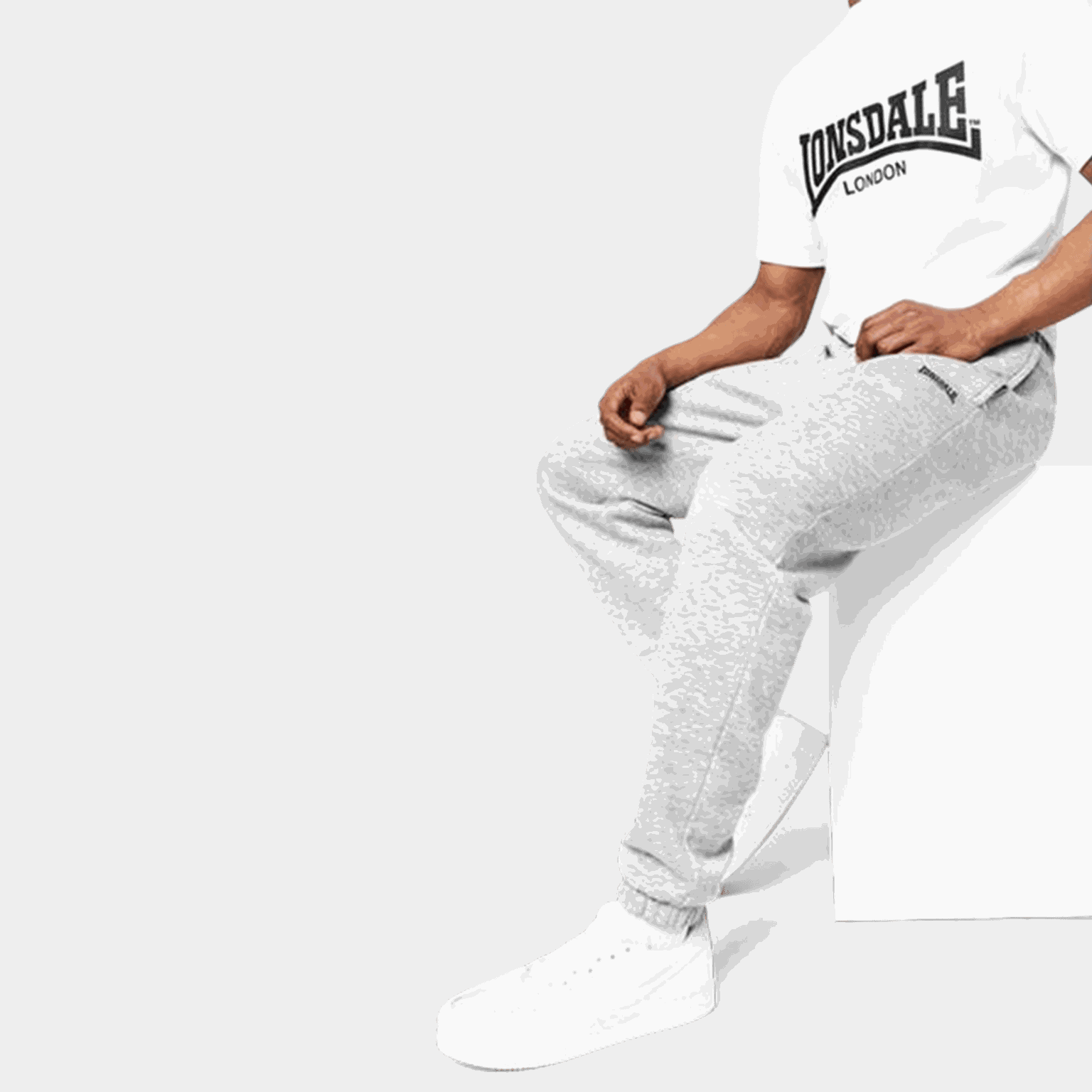 Essential Joggers, joggebukse, herre - full image 3