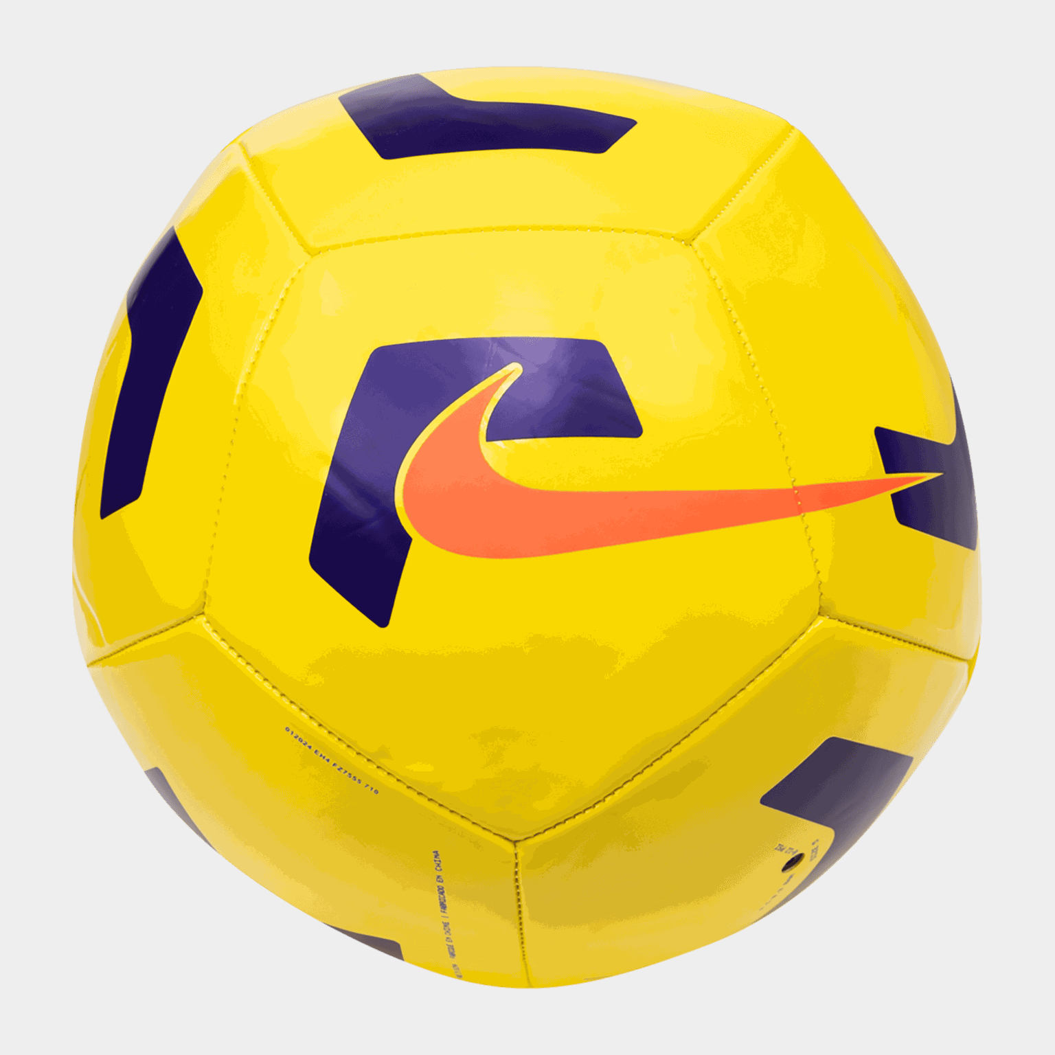 Pitch, fotball - full image 1