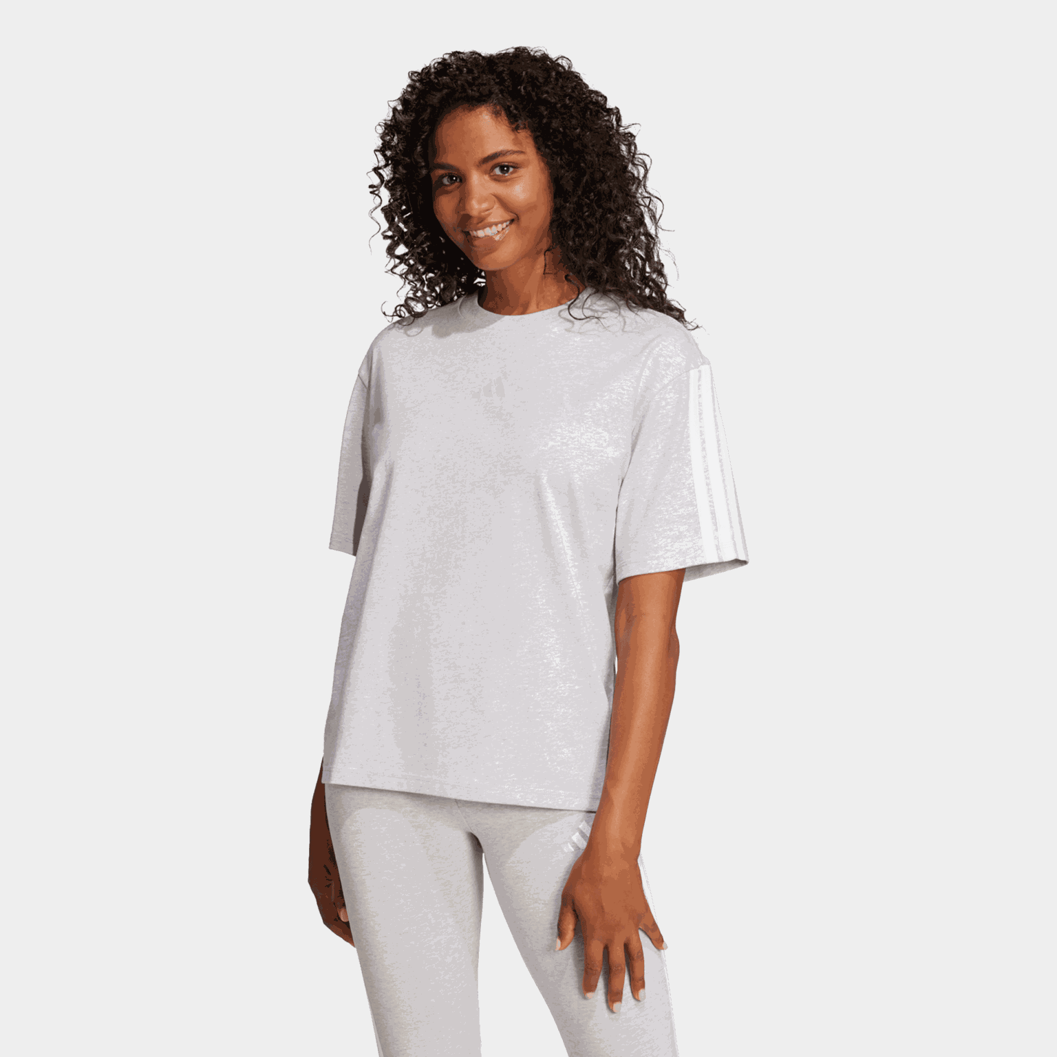 Essentials 3-Stripes Boyfriend T-Shirt, t-skjorte, dame - full image 2