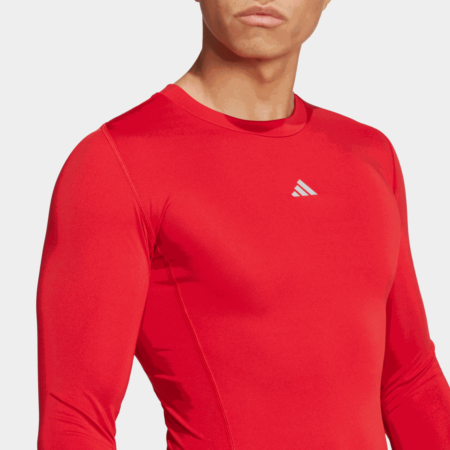 Techfit Long Sleeved Tee, kompresjonstrøye for fotball, herre - full image 4