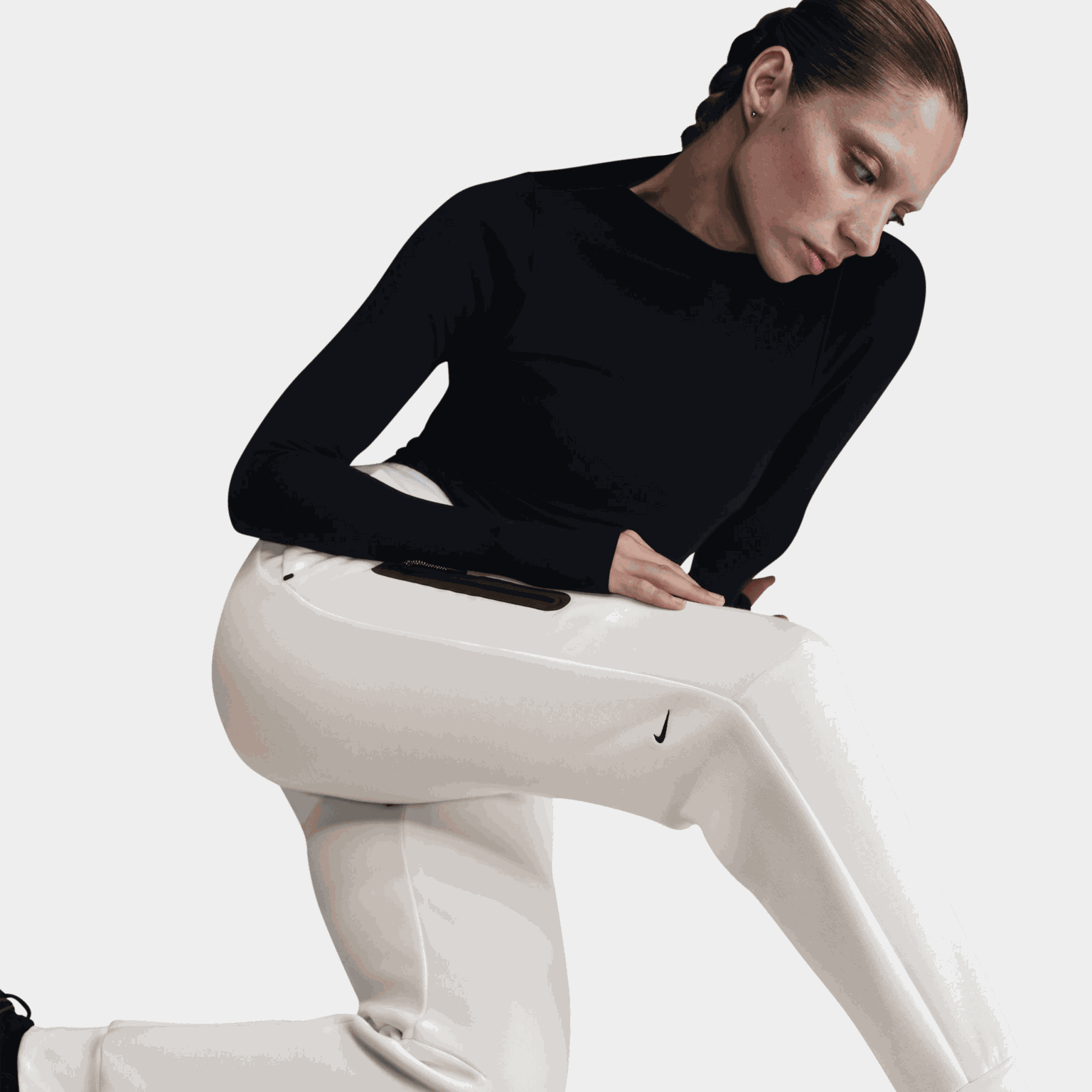 Tech Fleece Mid-Rise Joggers, joggebukse, dame - full image 2