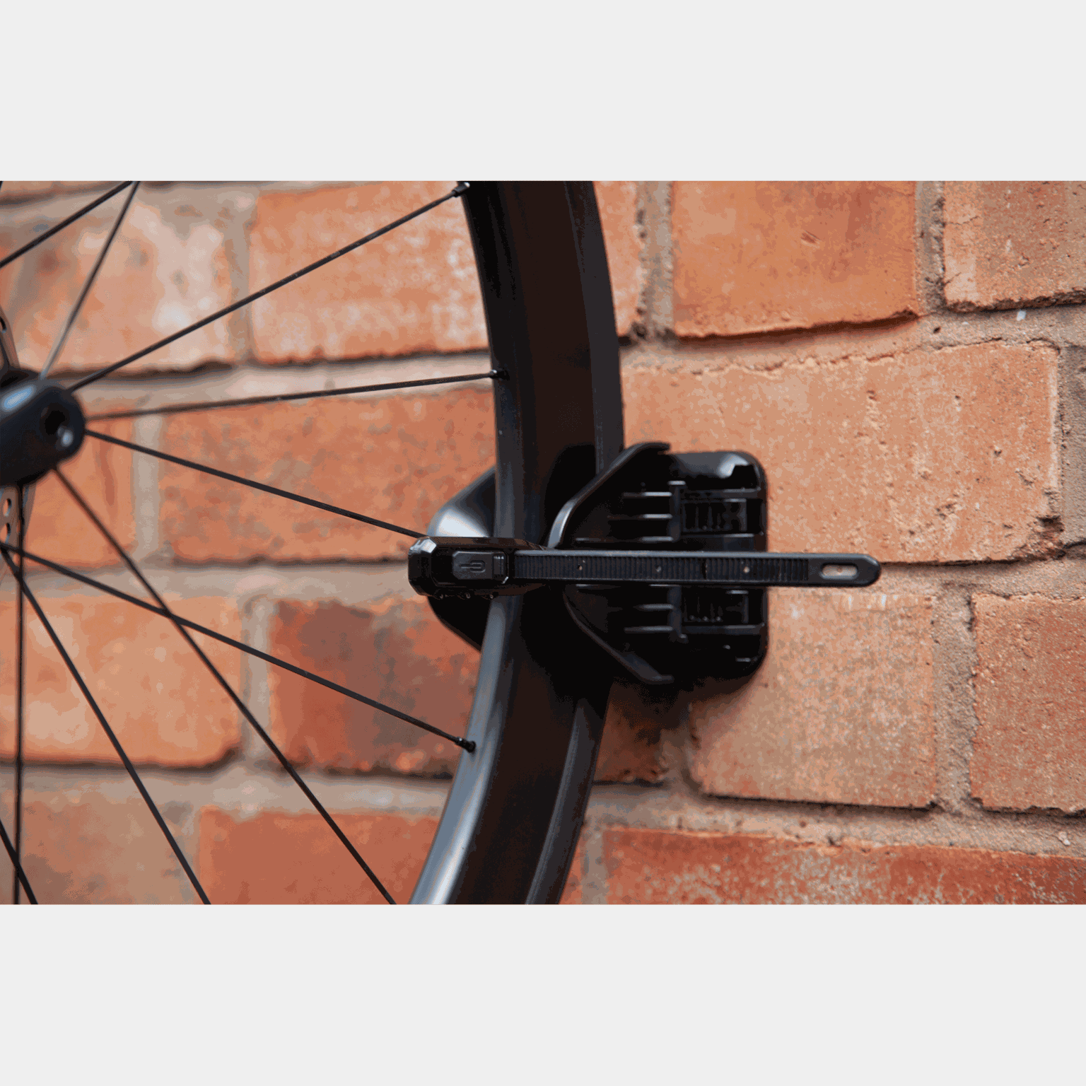 JAW +Wall Mounted Bike Rack with Z Lok, veggmontert sykkelholder + sykkellås - full image 4