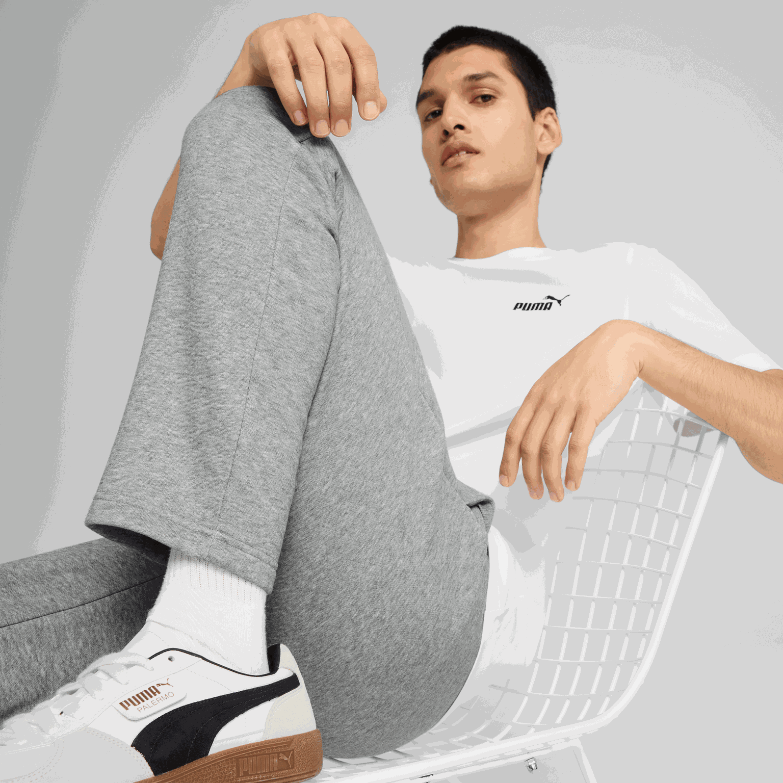 Essential No. 1 Logo Sweatpants, joggebukse, herre - full image 2