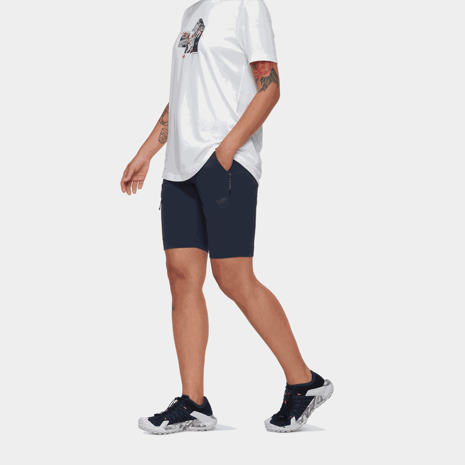 Runbold IV Shorts turshorts, dame - full image 2