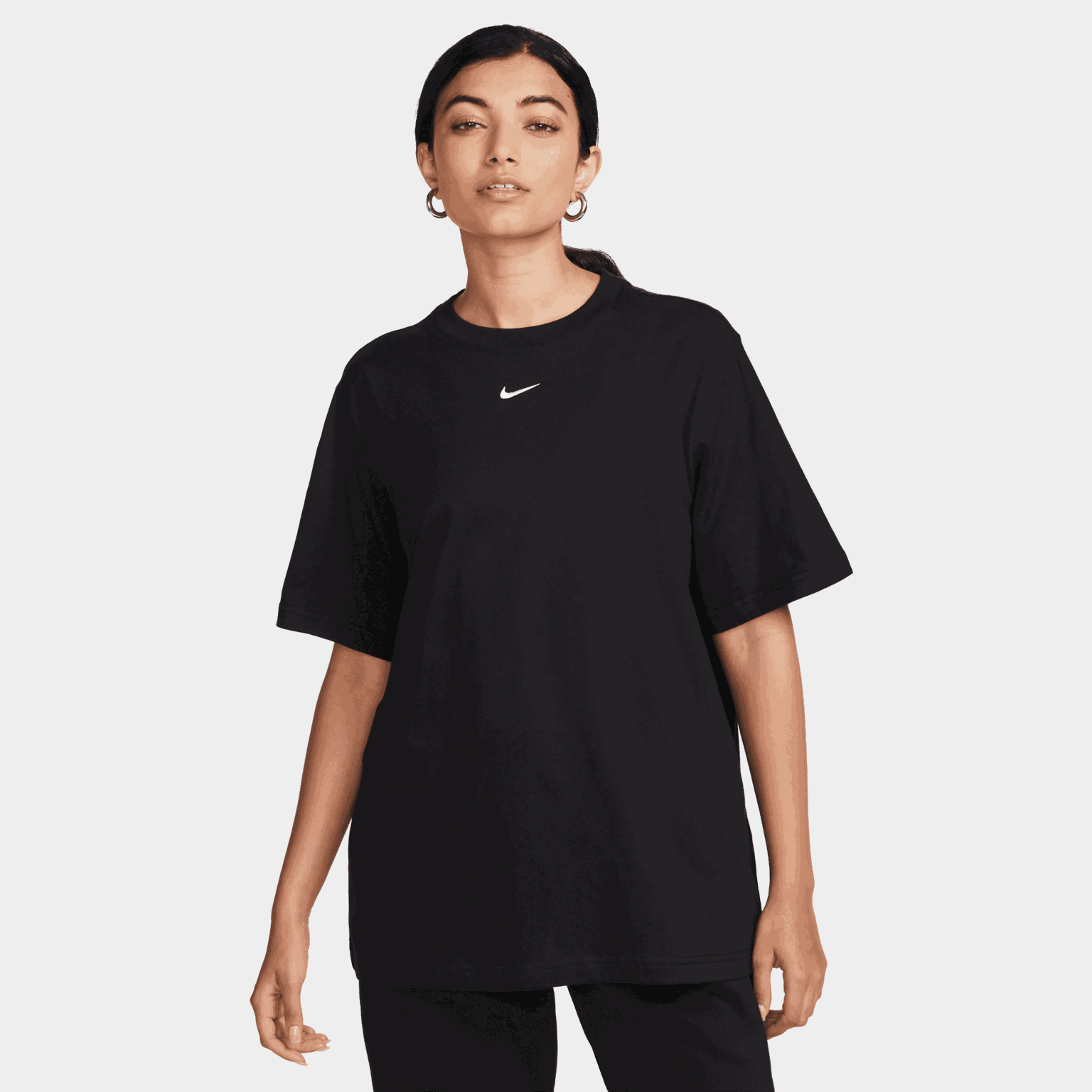 Sportswear Essentials T-Shirt, t-skjorte, dame - full image 1