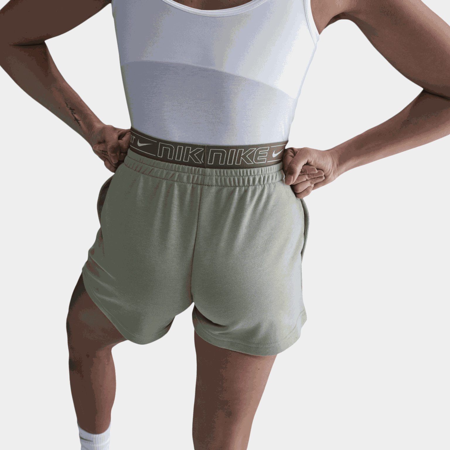 Sportswear Chill Terry Mid-Rise, shorts, dame - full image 2