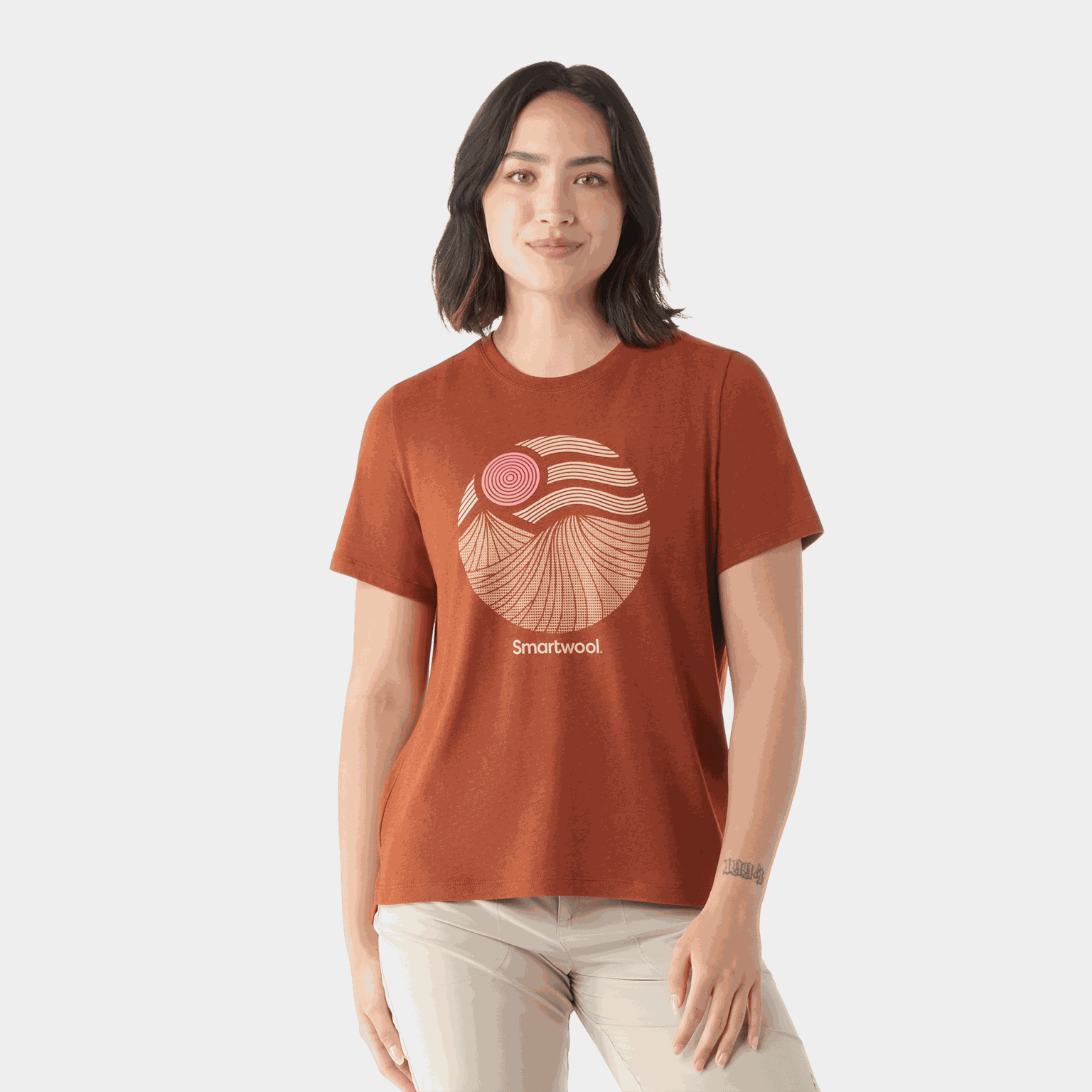 Horizon View Short Sleeve Graphi Everyday - full image 1