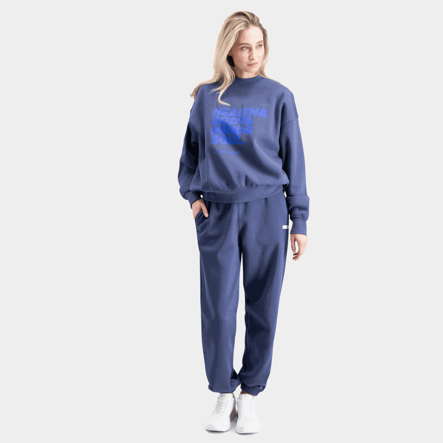 Studio Oversized Crew, collegegenser dame - full image 3