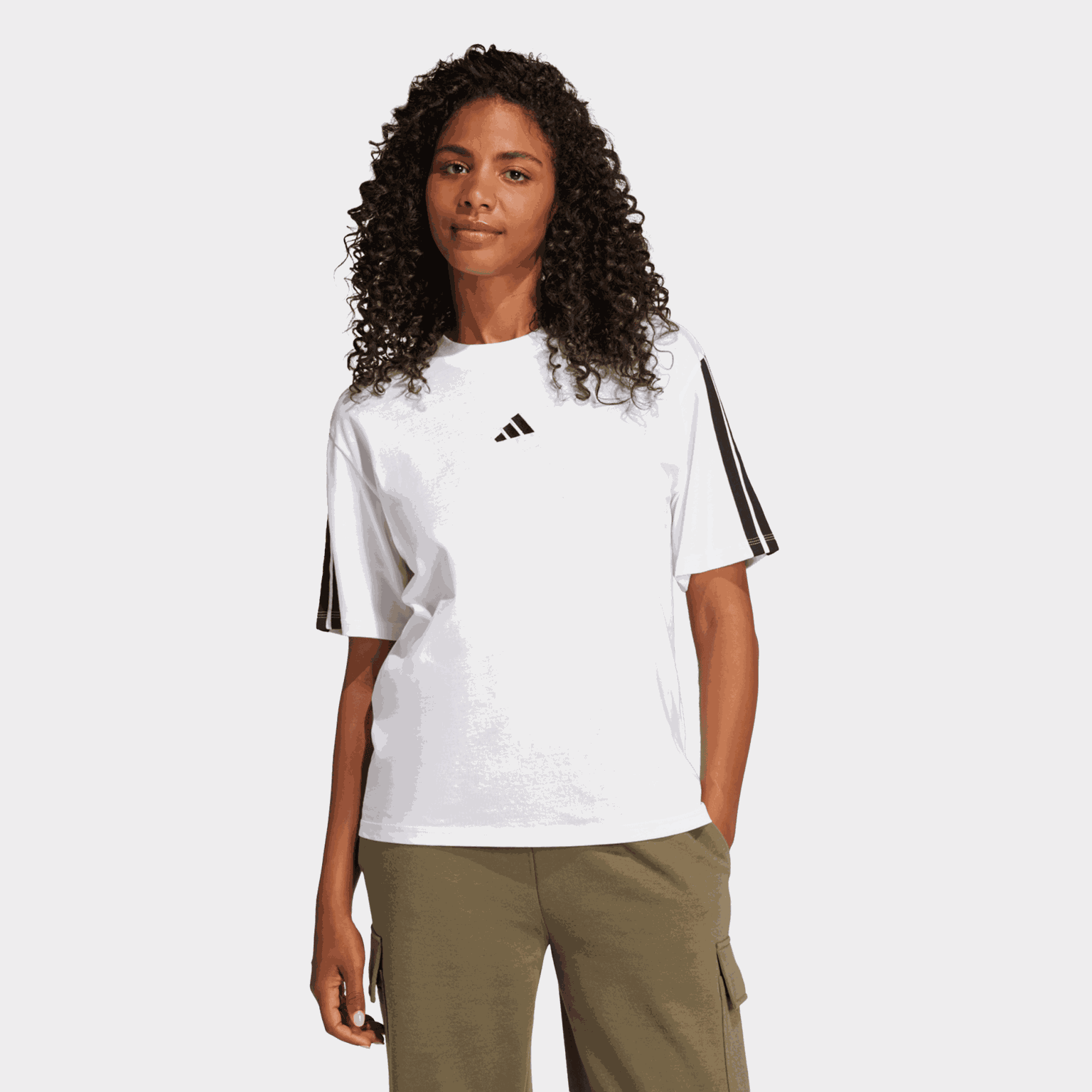 Essentials 3-Stripes Boyfriend T-Shirt, t-skjorte, dame - full image 2